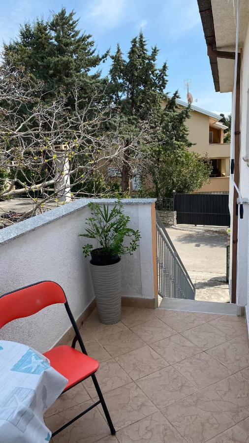 Guest House Tonica Крк Экстерьер фото