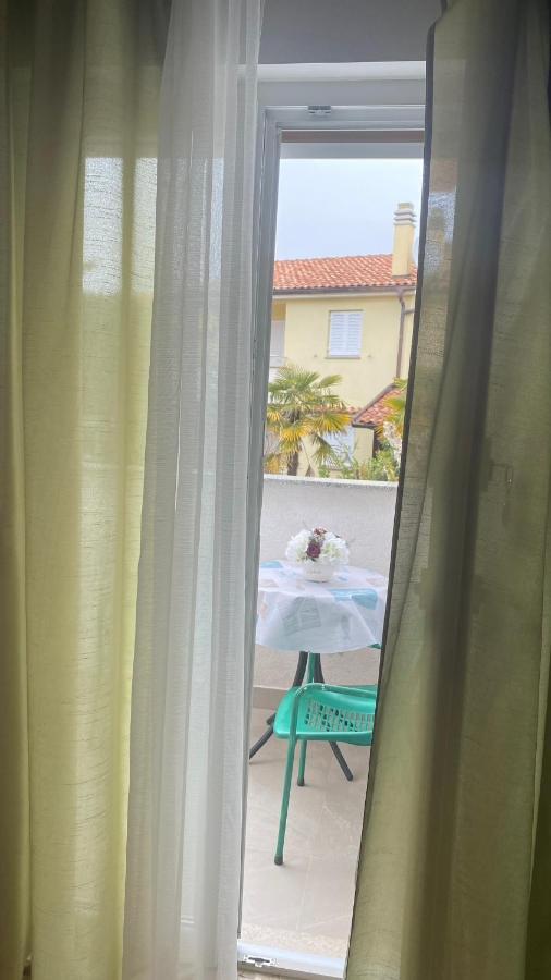 Guest House Tonica Крк Экстерьер фото